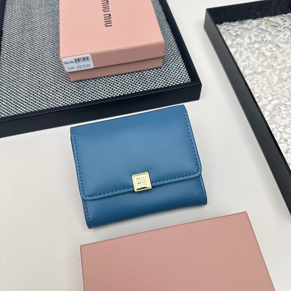 超激安ブランド財布偽物全体デザイン